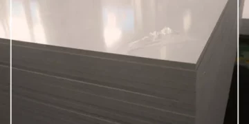 PVC Board Vs Kayu Lapis Bagaimana memilih Bahan Yang Tepat Untuk Proyek Anda